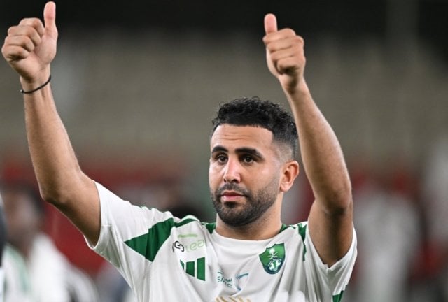 الكشف عن الوجهة المقبلة لرياض محرز بعد رحيله عن الأهلي