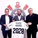 ممفيس ديباي يجدد عقده مع كورينثيانز حتى 2028